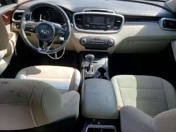 5XYPG4A59HG311296 2017 KIA SORENTO - Image 8