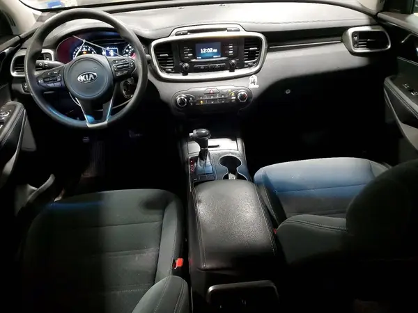 5XYPG4A59HG320385 2017 KIA SORENTO - Image 8