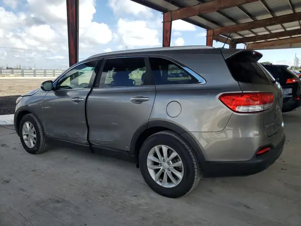 5XYPG4A59JG387977 2018 KIA SORENTO - Image 2