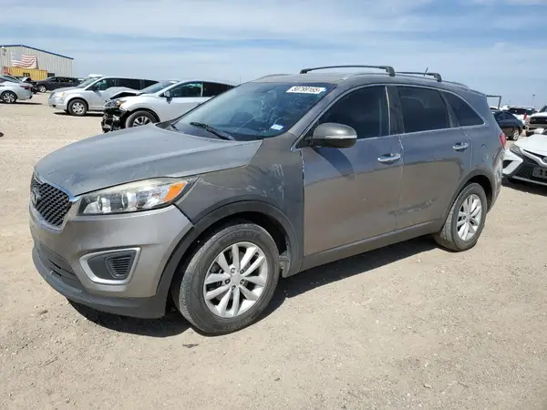 5XYPG4A59JG389051 2018 KIA SORENTO - Image 1