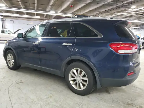 5XYPG4A59JG396761 2018 KIA SORENTO - Image 2