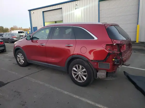 5XYPG4A59JG396789 2018 KIA SORENTO - Image 2