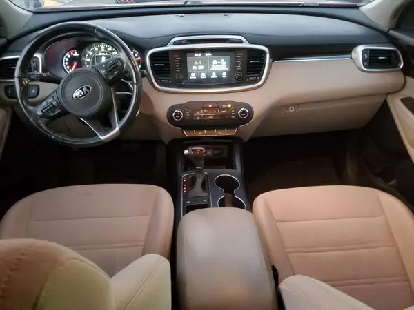 5XYPG4A59JG396789 2018 KIA SORENTO - Image 8