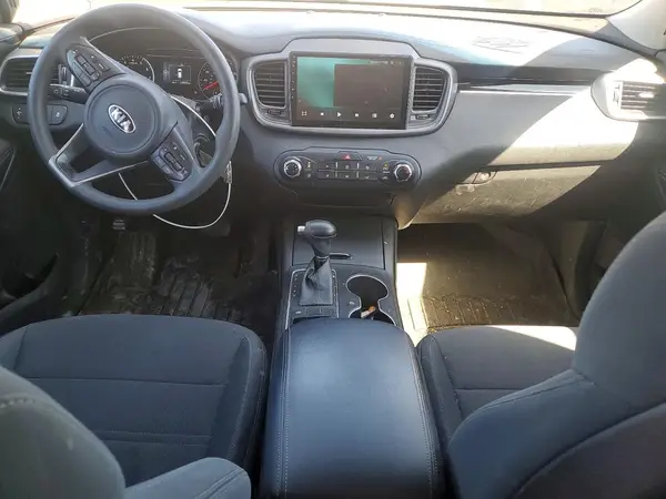 5XYPG4A59JG406396 2018 KIA SORENTO - Image 8