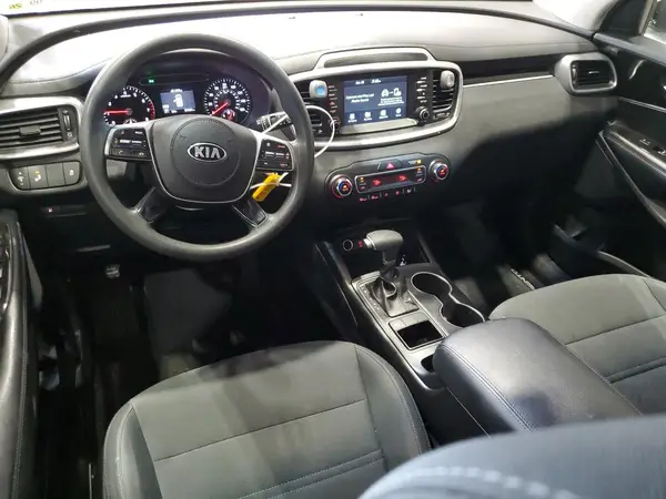 5XYPG4A59KG442557 2019 KIA SORENTO - Image 8