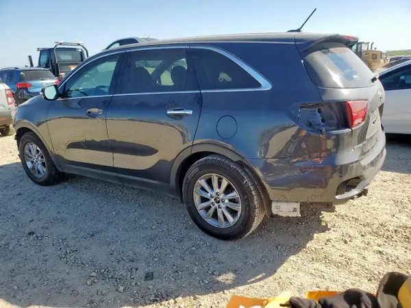 5XYPG4A59KG482914 2019 KIA SORENTO - Image 2