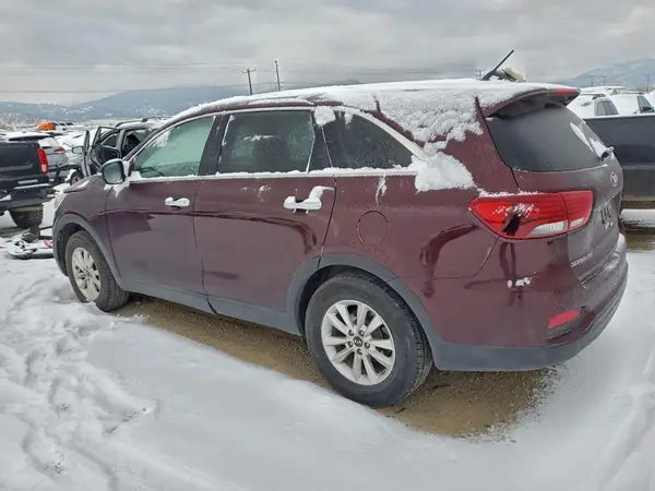 5XYPG4A59KG489281 2019 KIA SORENTO - Image 2