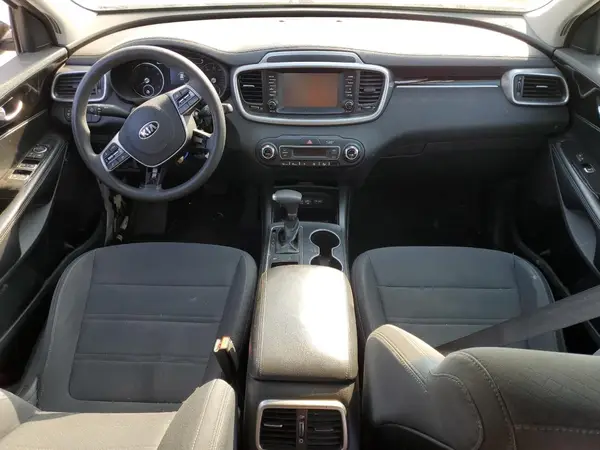 5XYPG4A59KG490009 2019 KIA SORENTO - Image 8