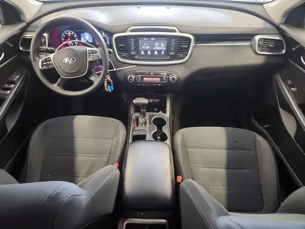 5XYPG4A59KG512266 2019 KIA SORENTO - Image 8