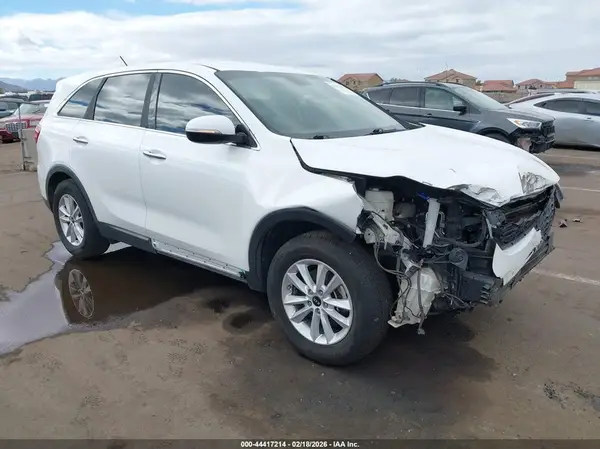 5XYPG4A59KG558146 2019 KIA SORENTO - Image 1