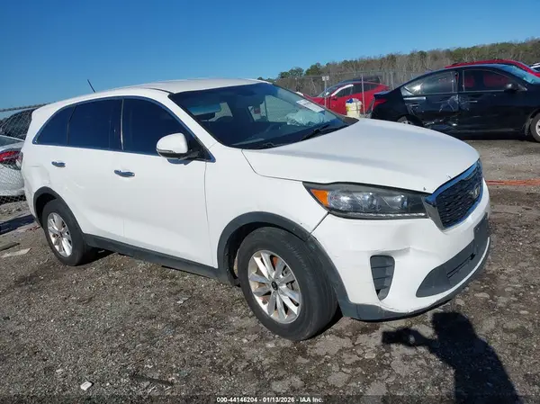 5XYPG4A59KG559748 2019 KIA SORENTO - Image 1