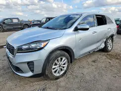 5XYPG4A59KG560513 2019 KIA SORENTO
