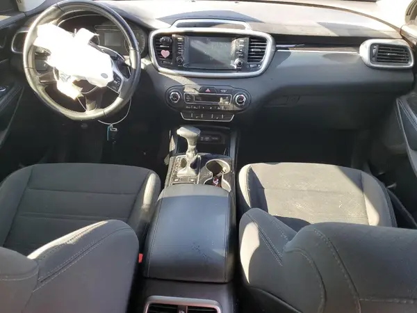 5XYPG4A59KG598372 2019 KIA SORENTO - Image 8