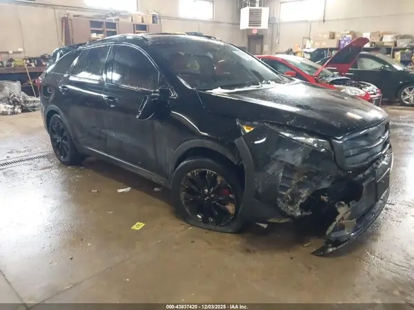 5XYPG4A59KG605594 2019 KIA SORENTO - Image 1