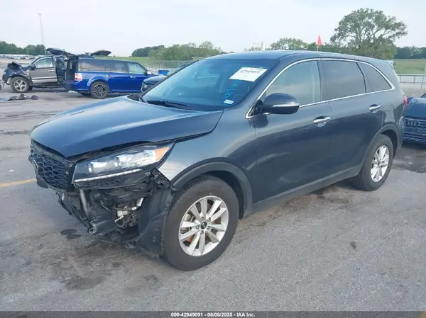 5XYPG4A59LG610179 2020 KIA SORENTO - Image 2