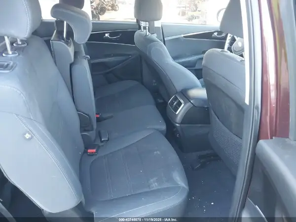 5XYPG4A59LG614295 2020 KIA SORENTO - Image 8