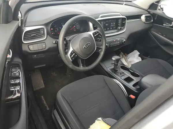 5XYPG4A59LG621828 2020 KIA SORENTO - Image 8