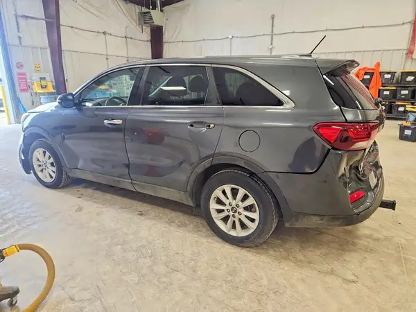 5XYPG4A59LG622851 2020 KIA SORENTO - Image 2