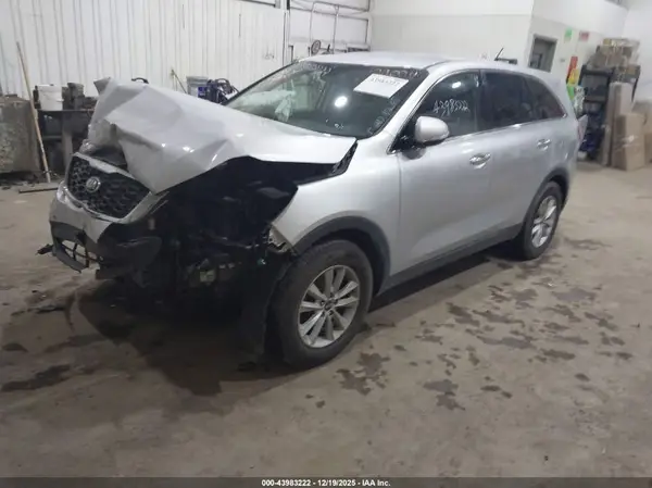 5XYPG4A59LG629024 2020 KIA SORENTO - Image 2