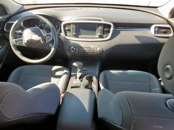 5XYPG4A59LG631453 2020 KIA SORENTO - Image 8