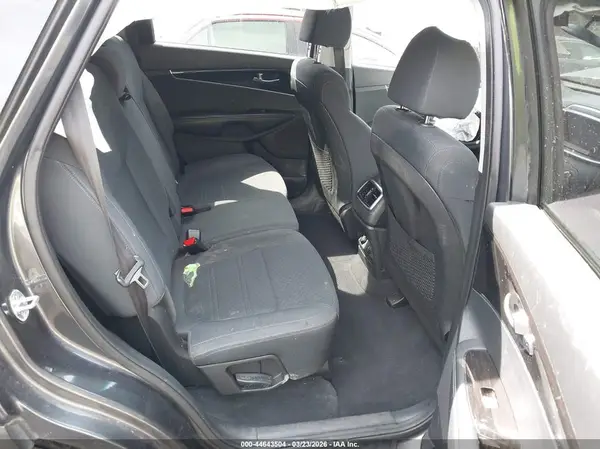 5XYPG4A59LG665912 2020 KIA SORENTO - Image 8