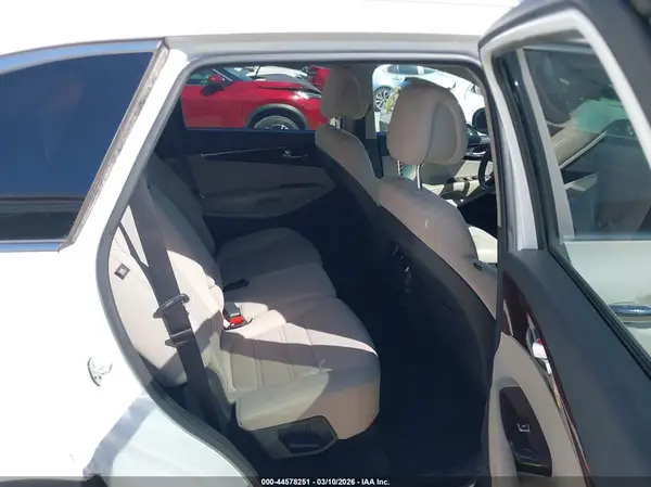 5XYPG4A5XGG003990 2016 KIA SORENTO - Image 8