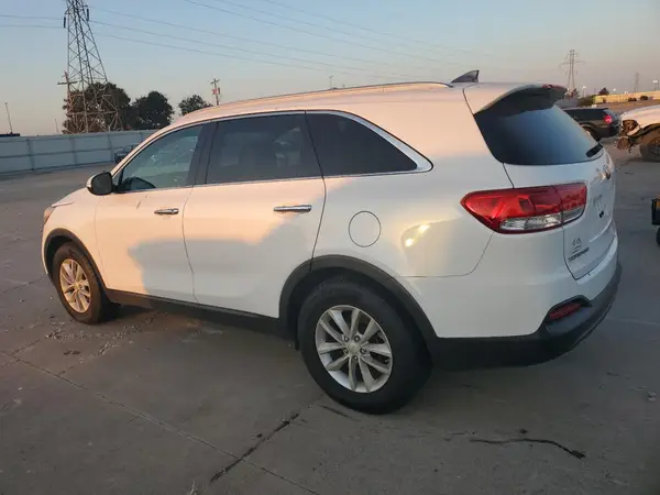 5XYPG4A5XGG009594 2016 KIA SORENTO - Image 2