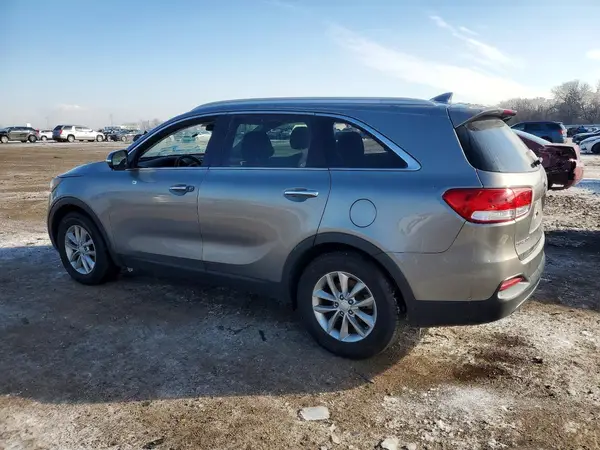 5XYPG4A5XGG020269 2016 KIA SORENTO - Image 2