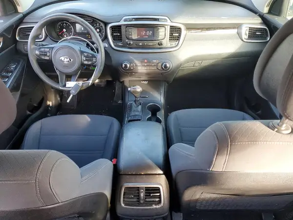 5XYPG4A5XGG020269 2016 KIA SORENTO - Image 8