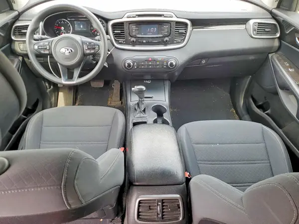 5XYPG4A5XGG023589 2016 KIA SORENTO - Image 8