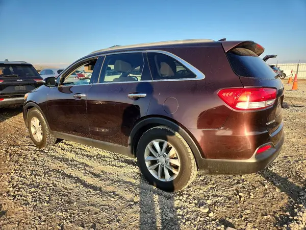5XYPG4A5XGG025102 2016 KIA SORENTO - Image 2