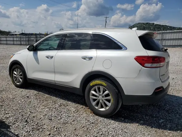 5XYPG4A5XGG031627 2016 KIA SORENTO - Image 2