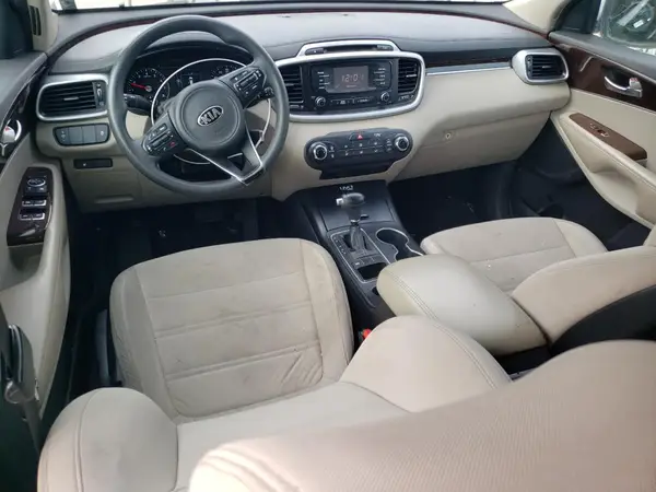 5XYPG4A5XGG078320 2016 KIA SORENTO - Image 8