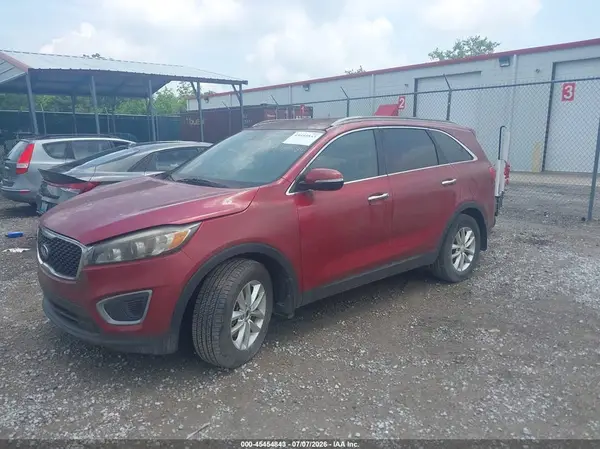 5XYPG4A5XGG078883 2016 KIA SORENTO - Image 2
