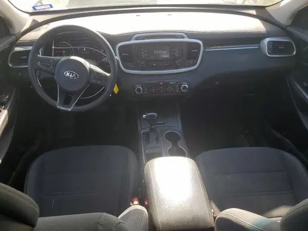 5XYPG4A5XGG110490 2016 KIA SORENTO - Image 8