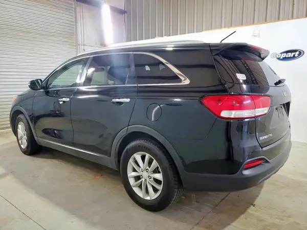 5XYPG4A5XGG111221 2016 KIA SORENTO - Image 2