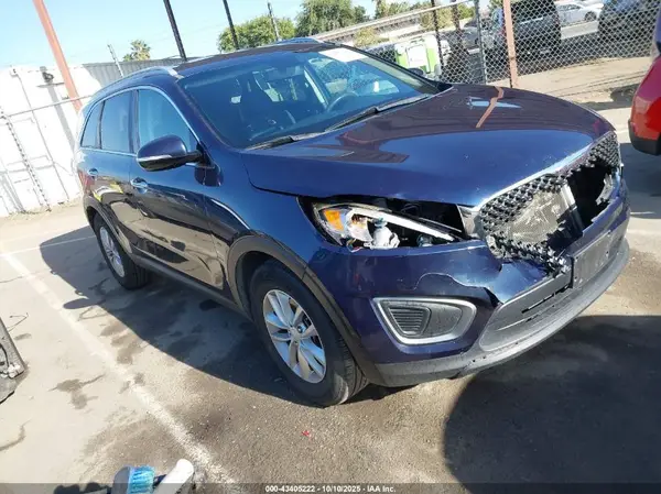 5XYPG4A5XGG111932 2016 KIA SORENTO - Image 1