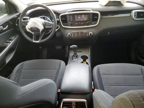 5XYPG4A5XGG142484 2016 KIA SORENTO - Image 8