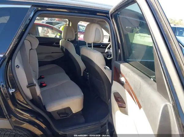 5XYPG4A5XHG188026 2017 KIA SORENTO - Image 8