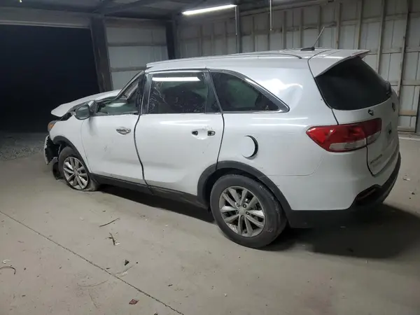 5XYPG4A5XHG217007 2017 KIA SORENTO - Image 2