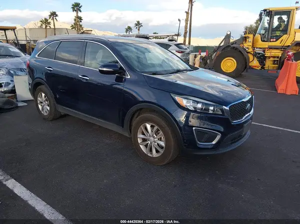 5XYPG4A5XHG221414 2017 KIA SORENTO - Image 1