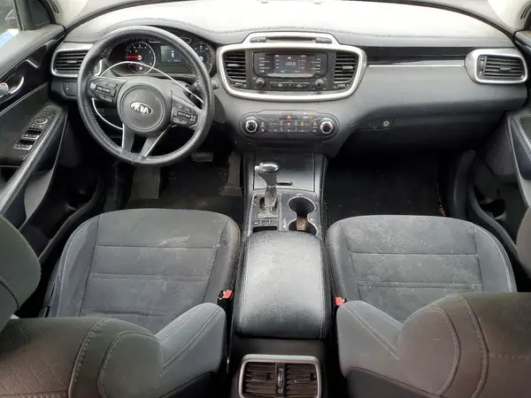5XYPG4A5XHG223955 2017 KIA SORENTO - Image 8