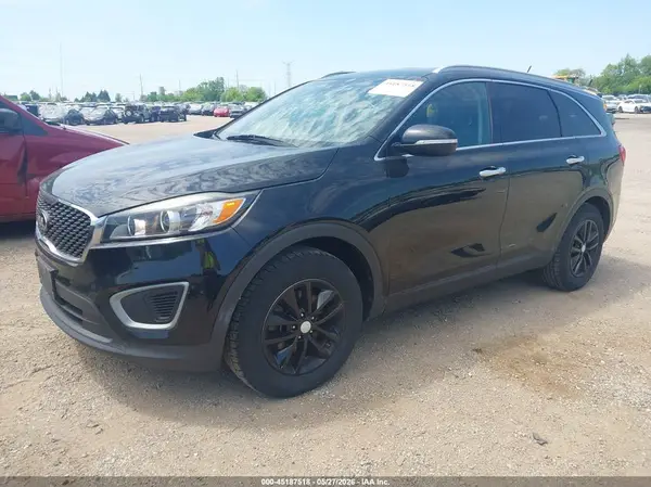 5XYPG4A5XHG225110 2017 KIA SORENTO - Image 2