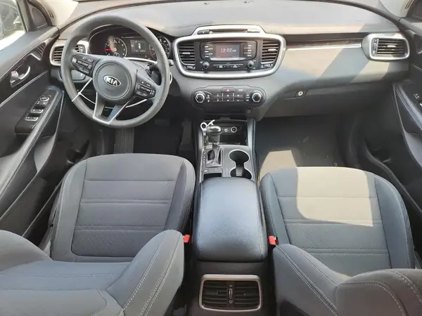 5XYPG4A5XHG228458 2017 KIA SORENTO - Image 8