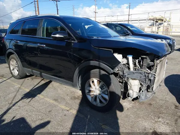 5XYPG4A5XHG231022 2017 KIA SORENTO - Image 1