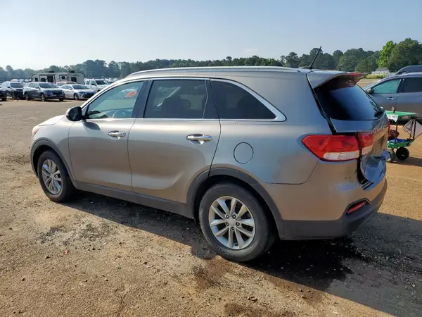 5XYPG4A5XHG292709 2017 KIA SORENTO - Image 2