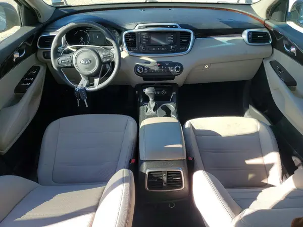 5XYPG4A5XHG311288 2017 KIA SORENTO - Image 8