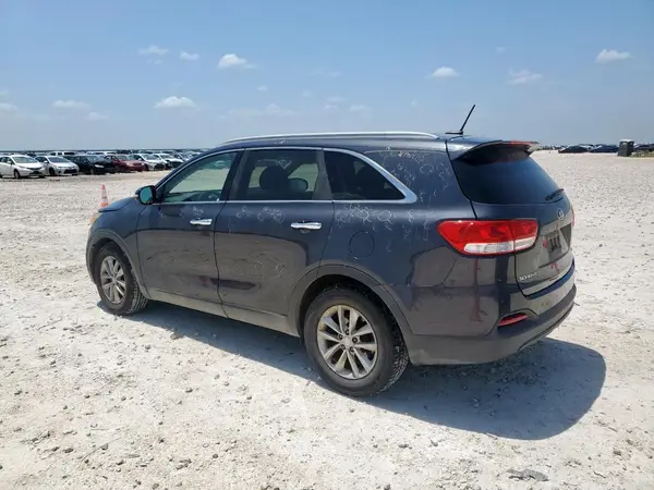 5XYPG4A5XJG353322 2018 KIA SORENTO - Image 2