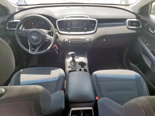 5XYPG4A5XJG353322 2018 KIA SORENTO - Image 8