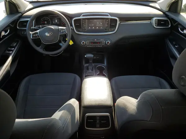 5XYPG4A5XKG440915 2019 KIA SORENTO - Image 8